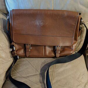 Coach Henry Messenger Bag – Pebble Leather
